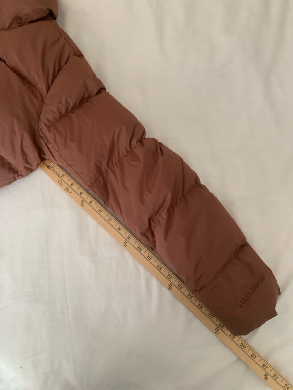 Lululemon Wunder Puff Super-Cropped Jacket - Roasted Brown - Size 6 - Picture 14 of 16